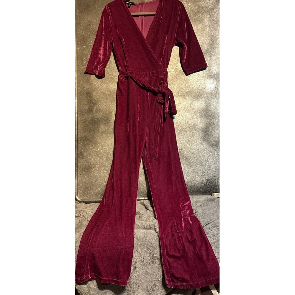Parisian 70s Style Fuchsia Pink Velour Velvet Jumpsuit Sz 6 Women’s Fall Clothes